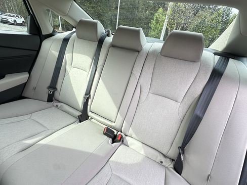 Used 2025 Honda Accord SE image 10