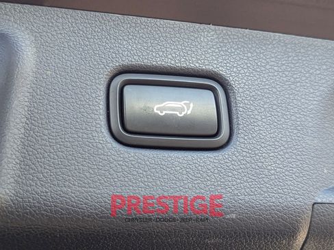 Used 2023 Hyundai Palisade Limited image 10