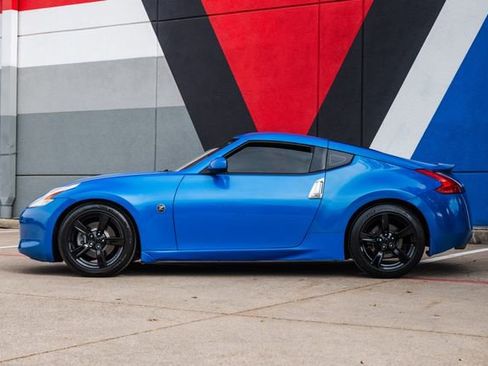 Used 2009 Nissan 370Z Coupe image 48