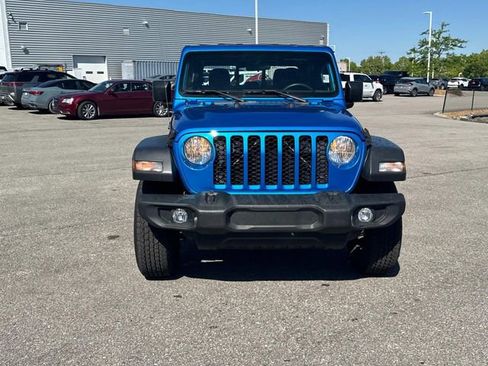 Used 2020 Jeep Gladiator Sport AWD/4WD image 10