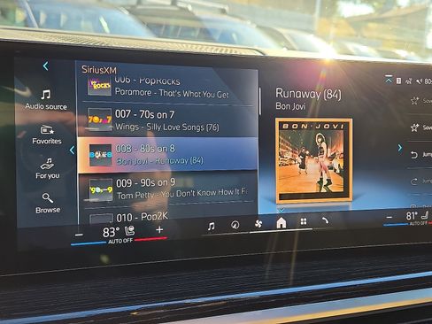 Used 2026 BMW X5 xDrive50e w/ M Sport Package image 18