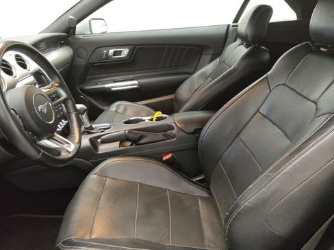 Used 2020 Ford Mustang Premium RWD image 17