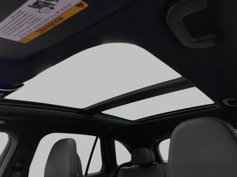New 2026 Mercedes-Benz GLC 300 4MATIC image 30