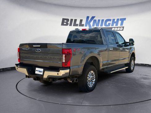 Used 2022 Ford F250 XLT w/ XLT Premium Package AWD/4WD image 5