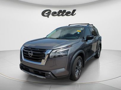 Used 2022 Nissan Pathfinder Platinum w/ Cargo Package