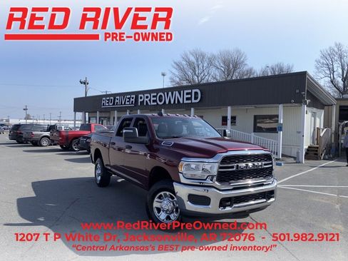 Used 2024 RAM 2500 Tradesman w/ Chrome Appearance Group image 1