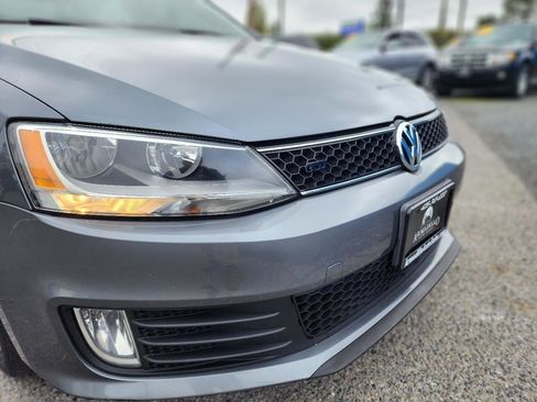 Used 2012 Volkswagen Jetta GLI Autobahn FWD image 32
