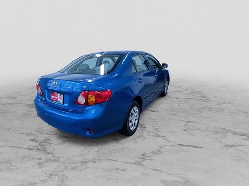 Used 2010 Toyota Corolla LE image 10