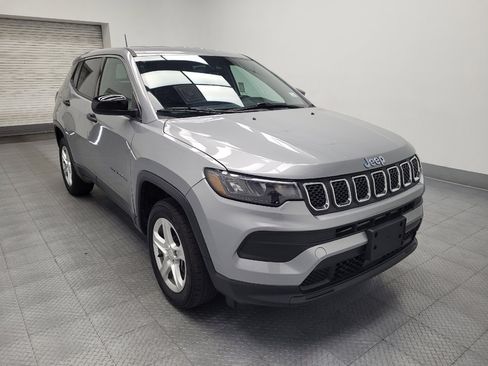 Used 2023 Jeep Compass Sport AWD/4WD image 13