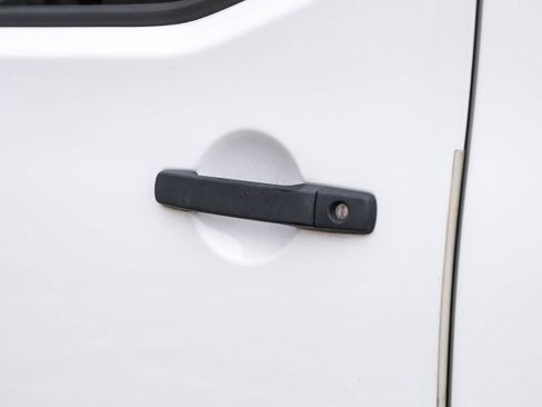 Used 2019 Nissan NV 2500 SV w/ Navigation Package image 31