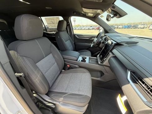 New 2026 GMC Acadia Elevation w/ Black Edition FWD image 38