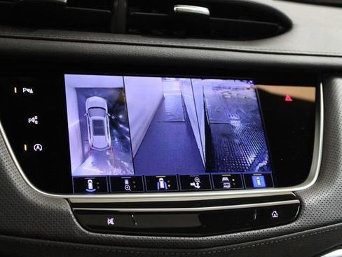Certified 2024 Cadillac XT5 Sportv w/ Technology Package AWD/4WD image 22