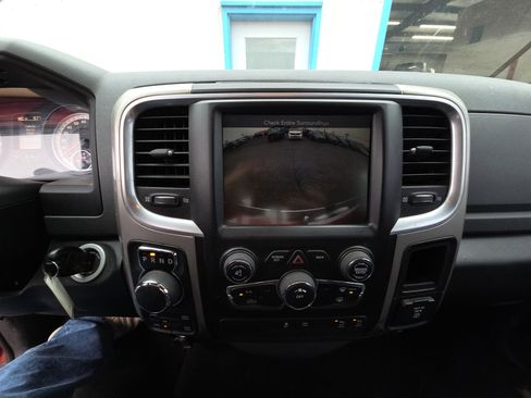 Used 2015 RAM 1500 Big Horn image 13