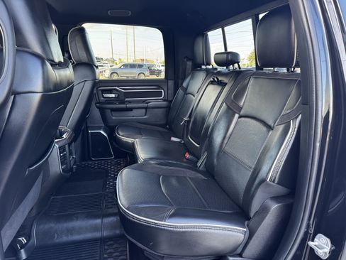 Used 2025 RAM 2500 Laramie AWD/4WD image 25