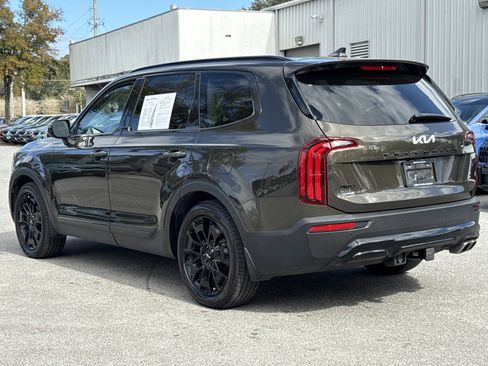 Used 2022 Kia Telluride EX w/ EX Premium Package image 24