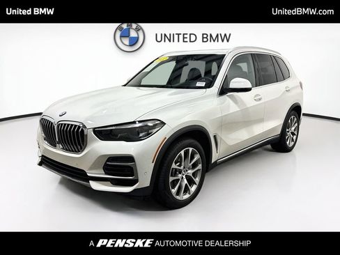 Used 2022 BMW X5 xDrive40i w/ Premium Package AWD/4WD image 1
