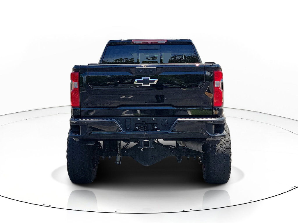 Used 2022 Chevrolet Silverado 2500 LTZ w/ LTZ Plus Package AWD/4WD image 7