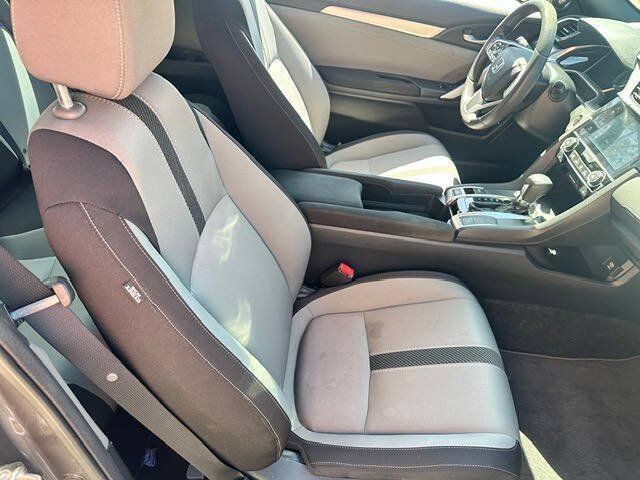 Used 2017 Honda Civic EX-T image 16