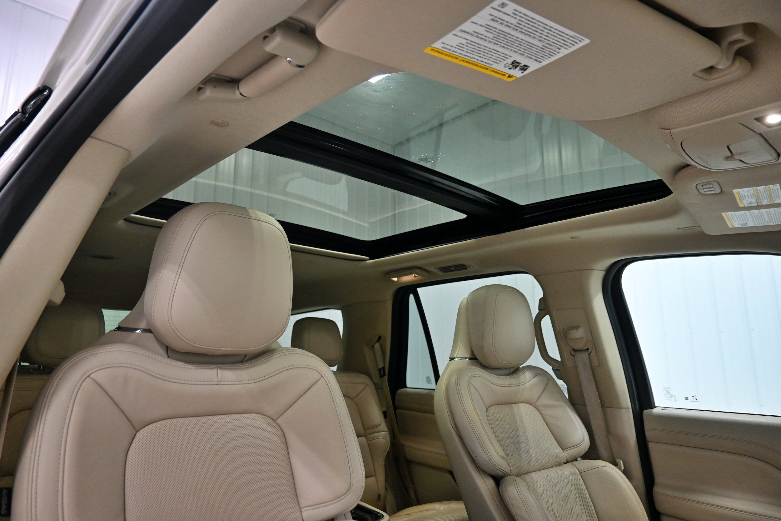 Used 2020 Lincoln Navigator Reserve w/ Luxury Package AWD/4WD image 26