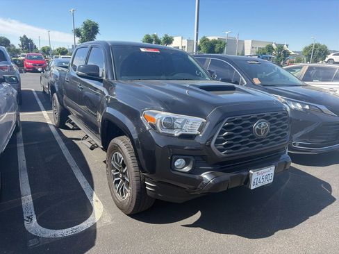 Certified 2021 Toyota Tacoma TRD Sport w/ Technology Package RWD image 2