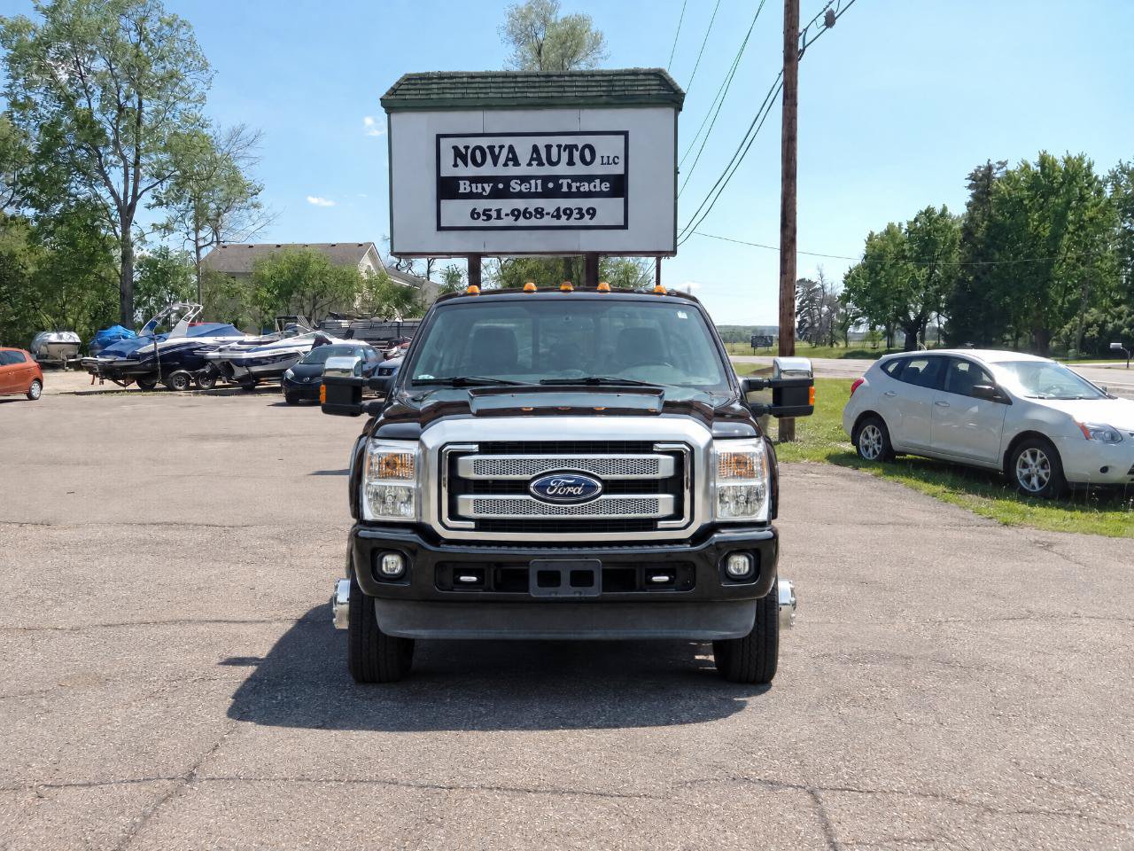 Used 2014 Ford F350 Lariat w/ Camper Package AWD/4WD image 3