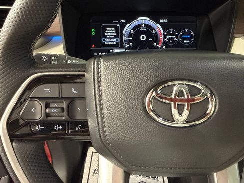 Used 2023 Toyota Sequoia Capstone AWD/4WD image 52