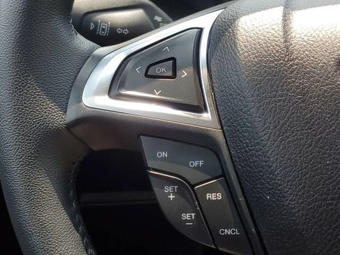 Certified 2024 Ford Edge SEL w/ Convenience Package AWD/4WD image 18
