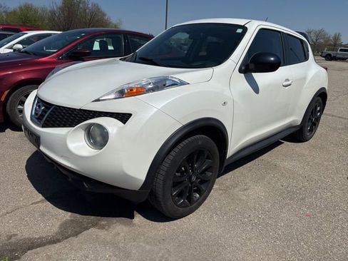 Used 2013 Nissan Juke SL w/ Midnight Edition AWD/4WD image 2