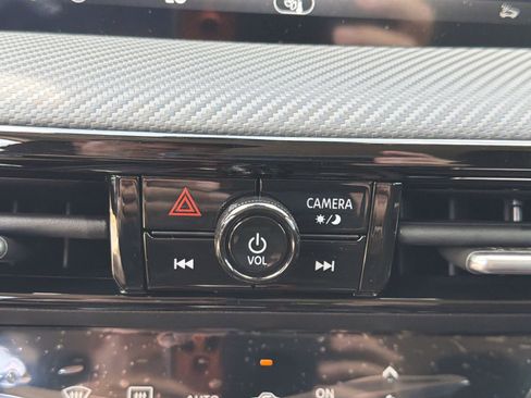 New 2026 Nissan Kicks SR FWD image 6