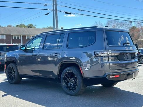 New 2026 Jeep Grand Wagoneer Limited AWD/4WD image 4