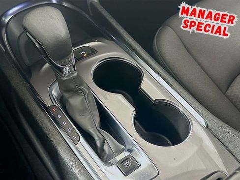 Used 2024 Chevrolet Malibu LT image 19