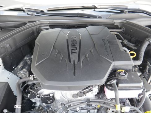 Used 2026 Genesis G70 2.5T Prestige AWD/4WD image 10