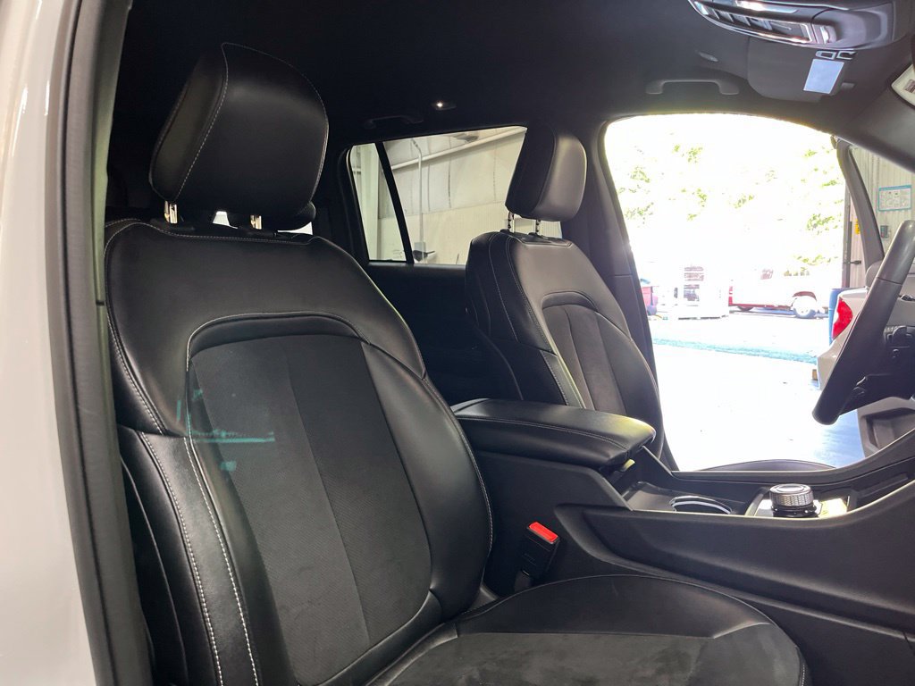 Used 2023 Jeep Grand Cherokee Altitude AWD/4WD image 39