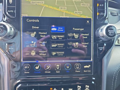 Used 2019 RAM 1500 Limited AWD/4WD image 19