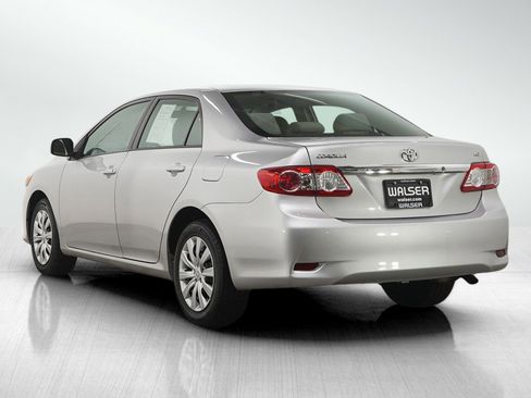 Used 2012 Toyota Corolla LE image 3