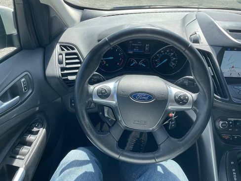 Used 2016 Ford Escape SE w/ SE Leather Comfort Package AWD/4WD image 18