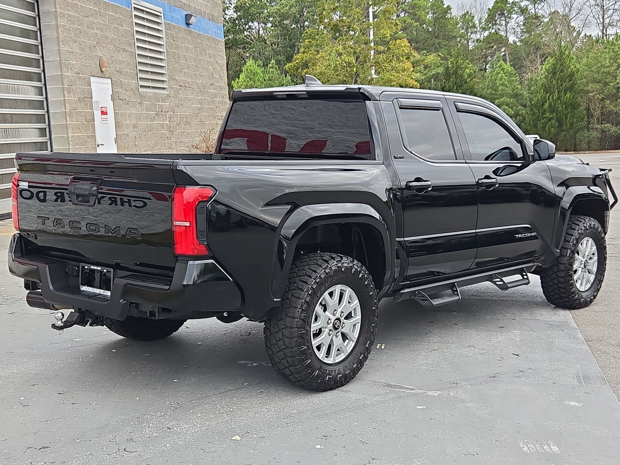 Used 2026 Toyota Tacoma SR5 AWD/4WD image 7