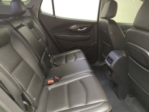 Used 2022 GMC Terrain SLT AWD/4WD image 19