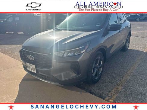Used 2025 Ford Escape ST-Line FWD image 1