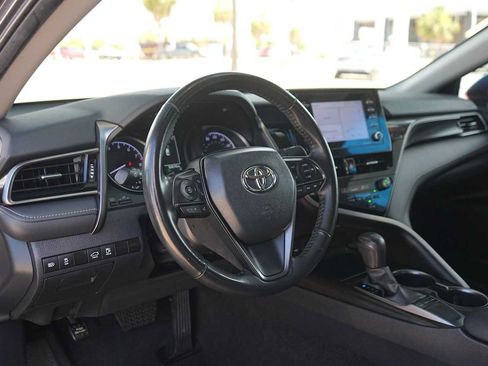 Used 2024 Toyota Camry SE FWD image 2