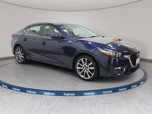 Used 2018 MAZDA MAZDA3 Touring FWD image 5