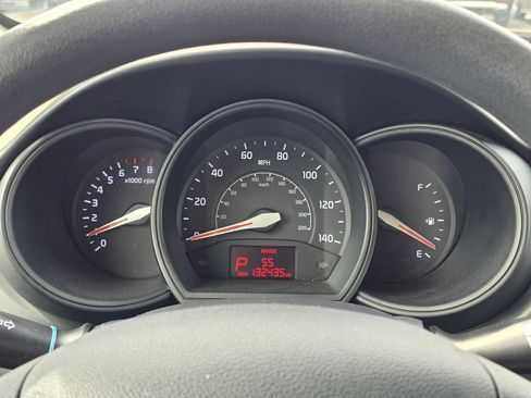 Used 2013 Kia Rio LX FWD image 23