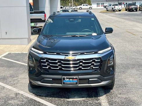 Used 2025 Chevrolet Equinox LT w/ Convenience Package II image 11