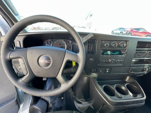 Used 2019 GMC Savana 2500 w/ Driver Convenience Package RWD image 35