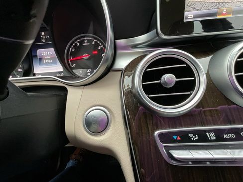 Used 2016 Mercedes-Benz C 300 4MATIC Sedan image 23