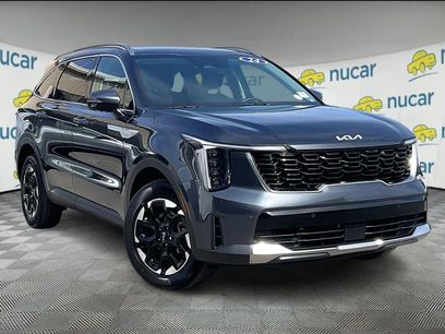 Used 2024 Kia Sorento S w/ Panoramic Sunroof Package