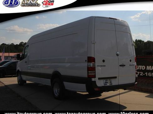 Used 2013 Freightliner Sprinter 3500 RWD image 5
