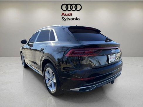 Used 2019 Audi Q8 Premium w/ Convenience Package image 4