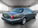 Used 2005 Jaguar XJ8 image 3