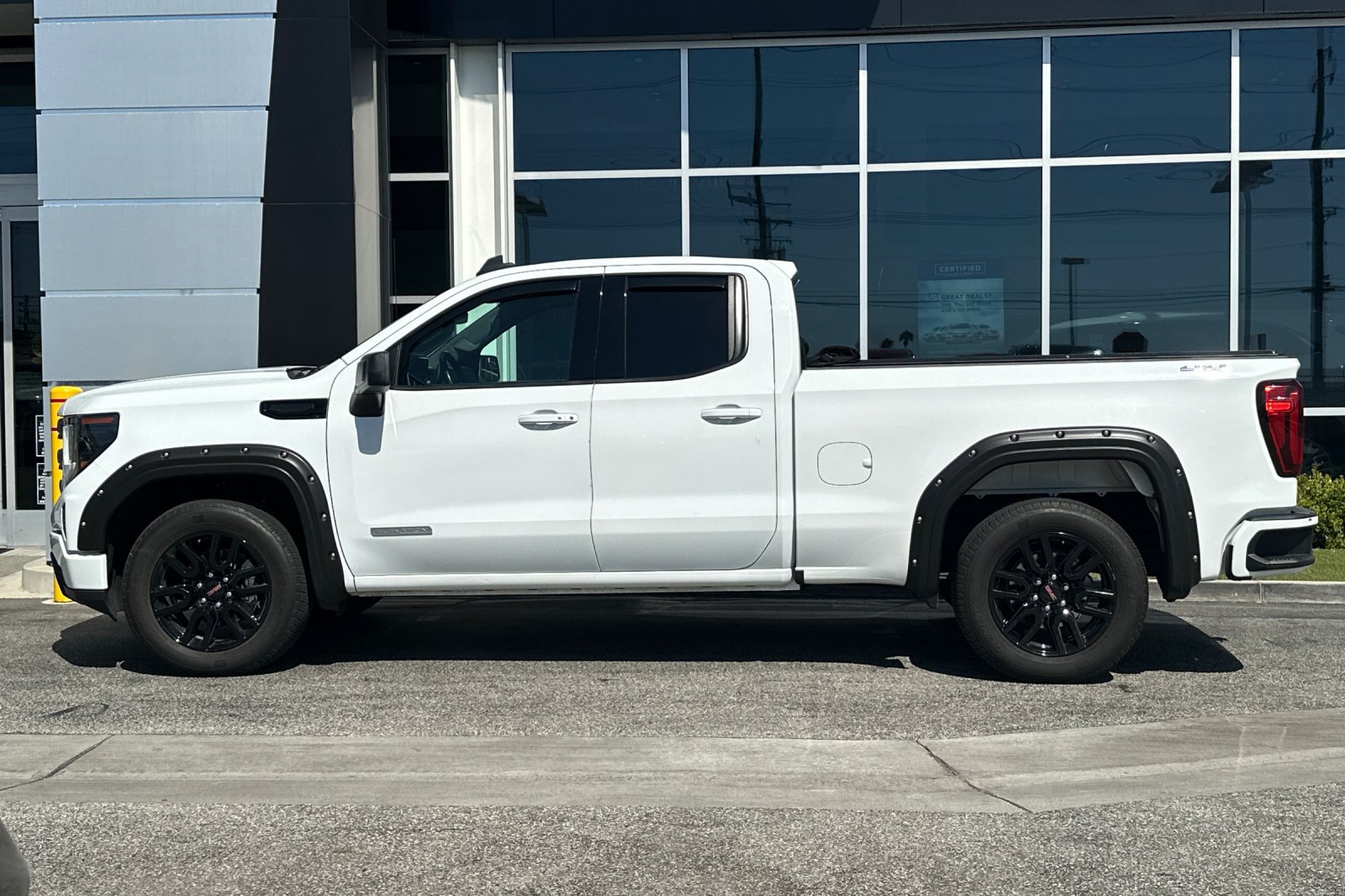 Certified 2023 GMC Sierra 1500 Elevation AWD/4WD image 7